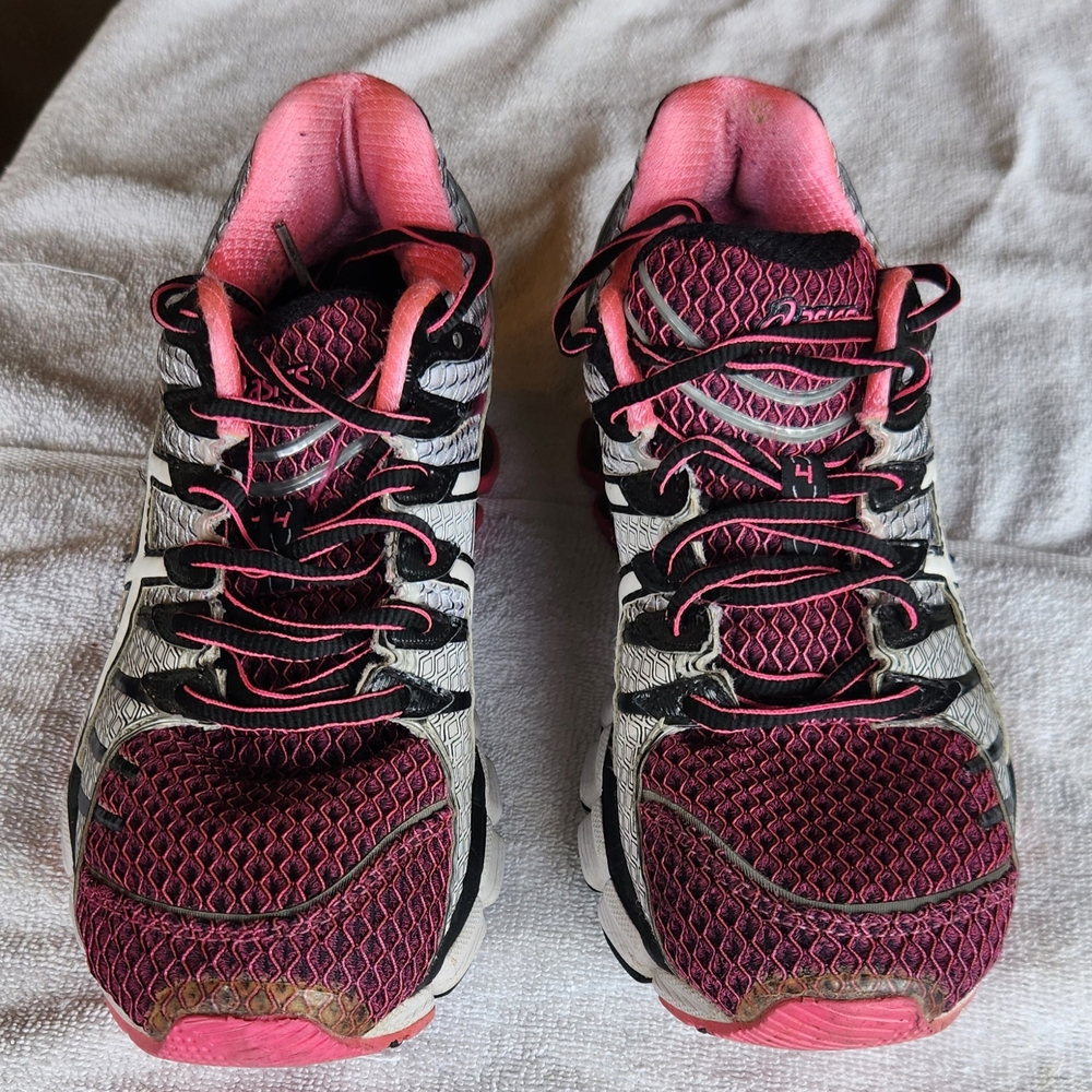 Womens Asics Pink and Black Athletic Shoes Breathable Mesh Supportive Overlays
